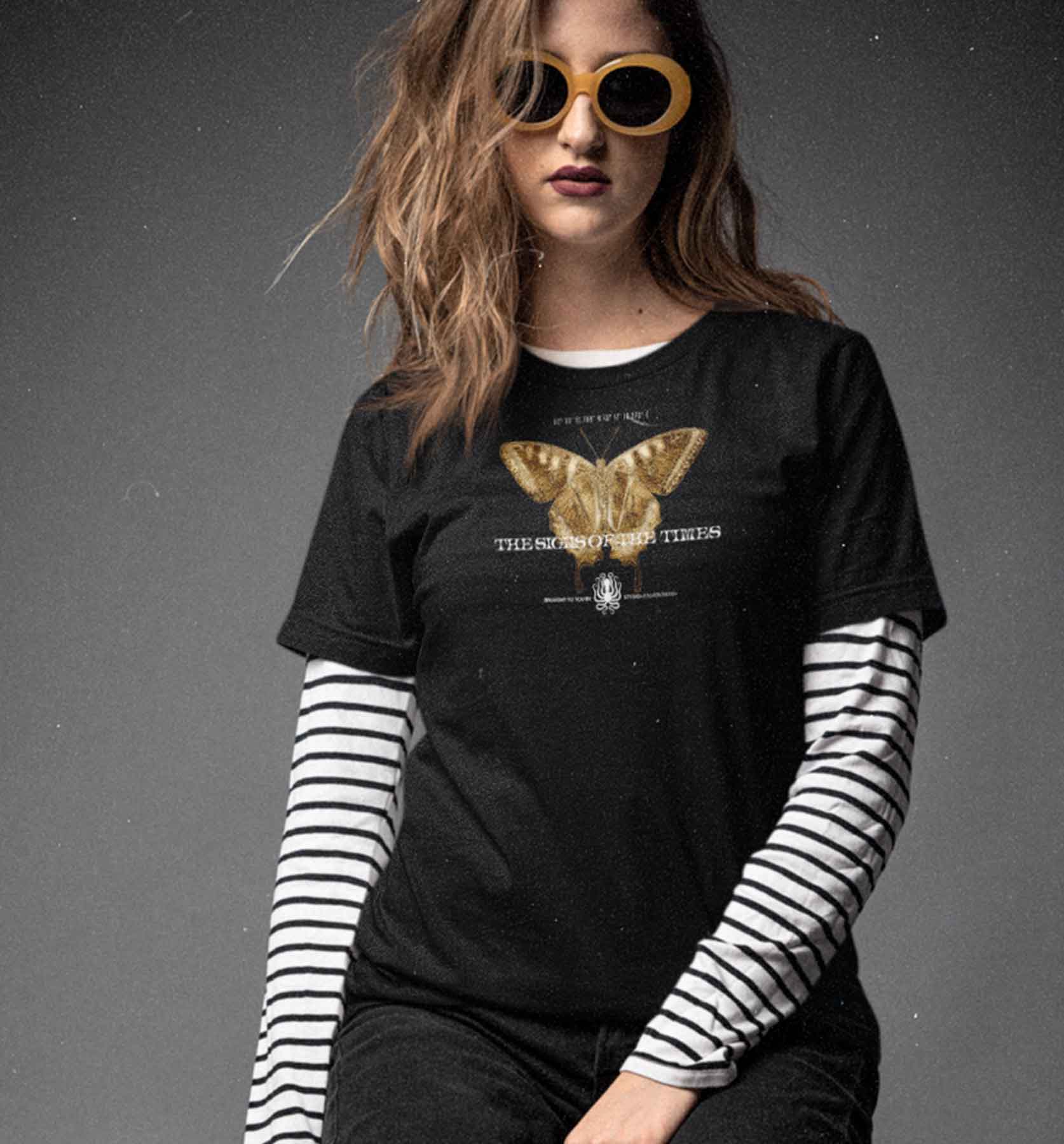 Die Zeichen der Zeit. Premium Organic Oversize Shirt