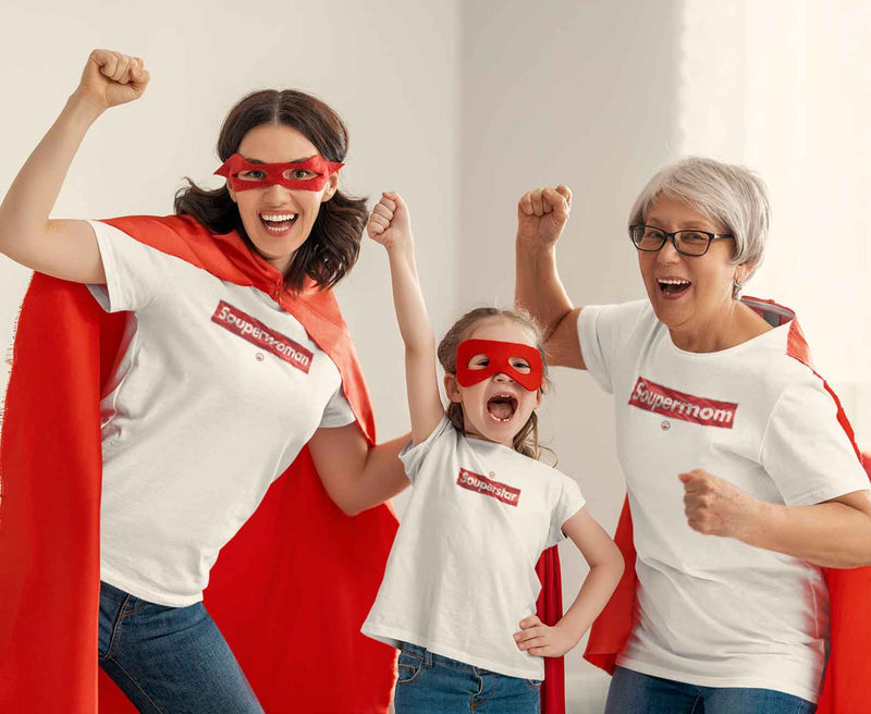 SOUPERWOMAN. ÜBERGROSSES PREMIUM ORGANIC SHIRT