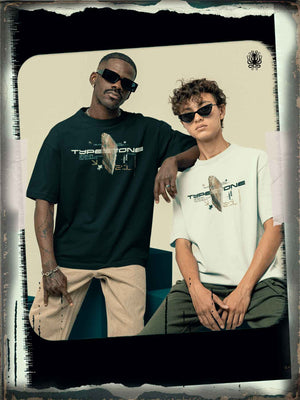 TypeStone Oversized Shirt von NotoSign und dem Studio Aagath Read