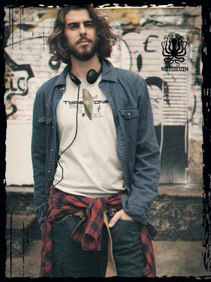 TypeStone Oversized Shirt von NotoSign und dem Studio Aagath Read